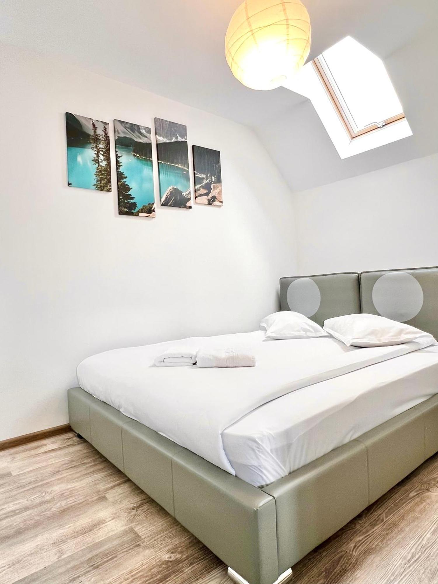 Mirandis Apartments - Comfort & Private Parking Near Coresi Mall Braşov Exterior foto