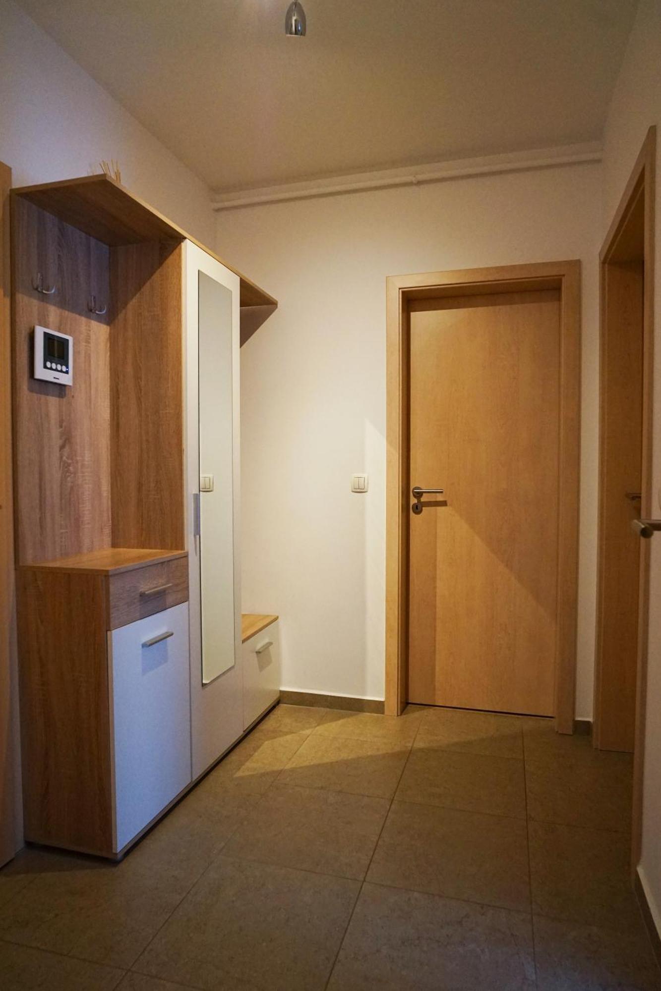 Mirandis Apartments - Comfort & Private Parking Near Coresi Mall Braşov Exterior foto