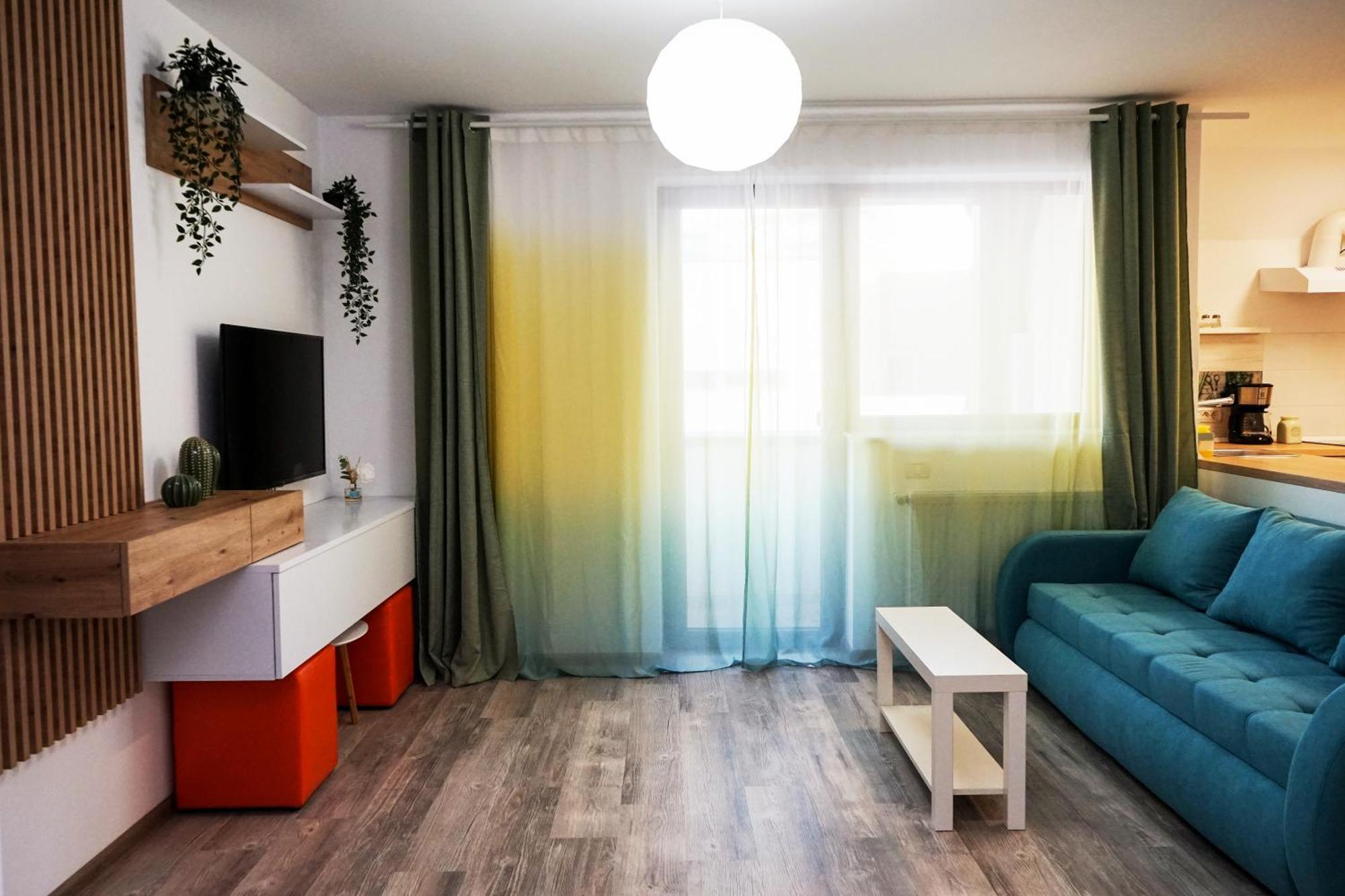 Mirandis Apartments - Comfort & Private Parking Near Coresi Mall Braşov Exterior foto